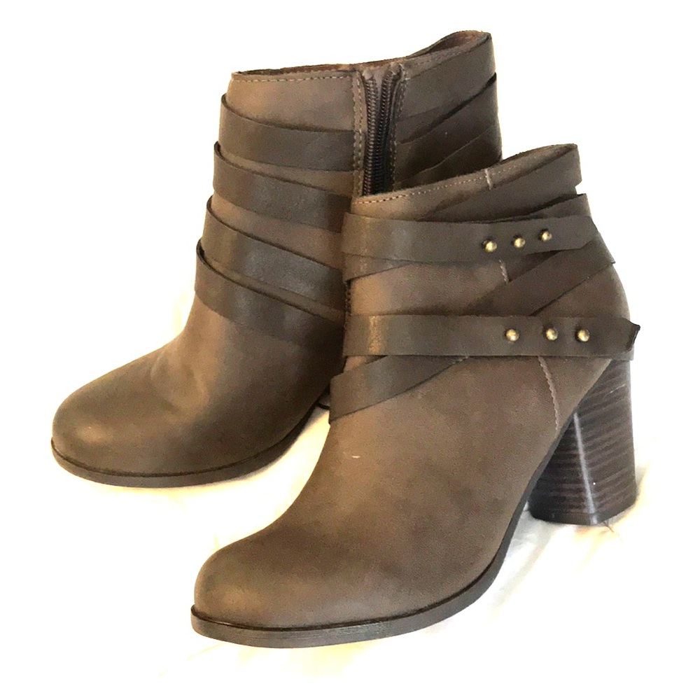 Brown closed toe booties